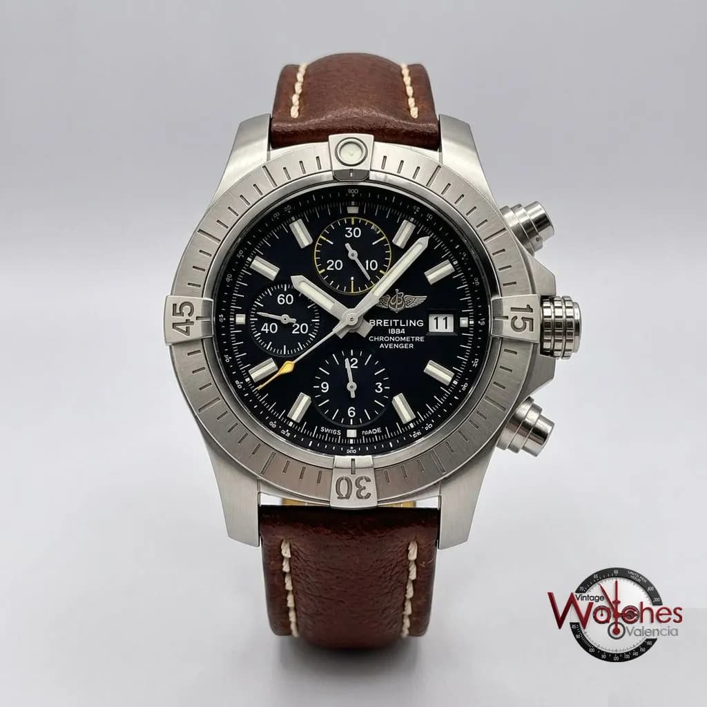 Breitling Avenger Chronograph 45 (acero, esfera negra)